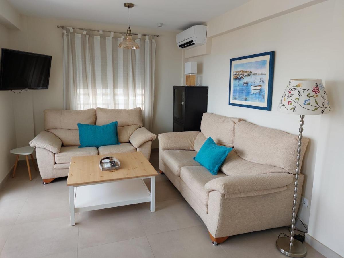 Apartamento Frente Al Mar En La Torrecilla نيرخا المظهر الخارجي الصورة