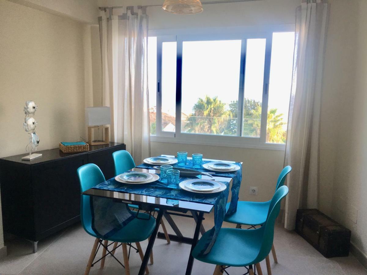 Apartamento Frente Al Mar En La Torrecilla نيرخا المظهر الخارجي الصورة