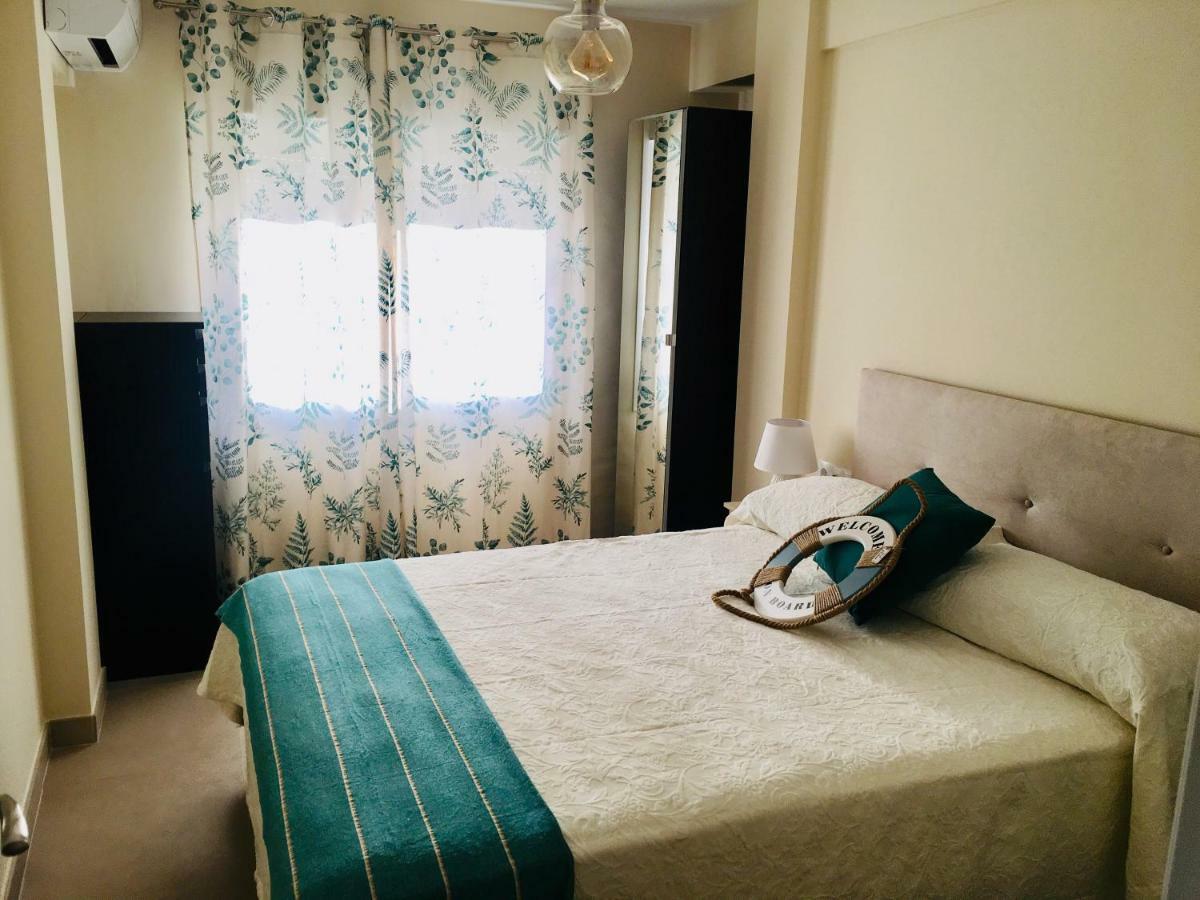 Apartamento Frente Al Mar En La Torrecilla نيرخا المظهر الخارجي الصورة
